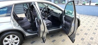Honda CR-V 2,2 i-CTDi - 103kw. 4WD - 4X4. STK+EM do: 9/2027 - 11