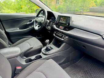 Hyundai i30, 1.0T-GDI, 2017, ČR, Hatchback - 11