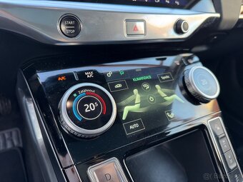 Jaguar I-Pace, EV400 AWD 90kWh Panorama - 11