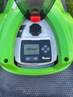 Robotická sekačka Viking imow mi 422p - 11