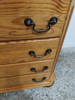 Rustikální šuplíková komoda, nábytek z masívu, - 11