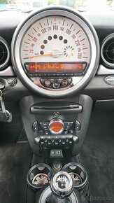 MINI COOPER ONE 1.6 72 kW,PRAVIDELNÝ SERVIS - 11