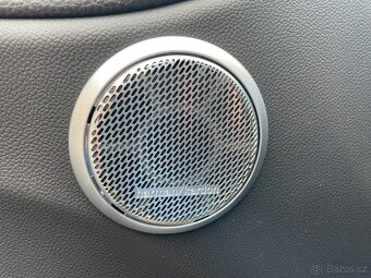 Alfa Romeo Giulia Q4 Veloce - 11