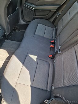 Mercedes Benz E220CDi Bluetec - 11