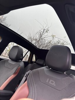 Volkswagen ID.4 82kw Pro Performance DPH+tazne+pano+matrix - 11