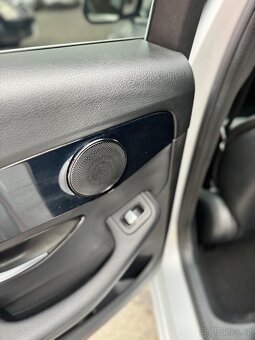 Mercedes-Benz Třídy C, 200d, W205 Ojeté, 7/2017, 229 737 km - 11