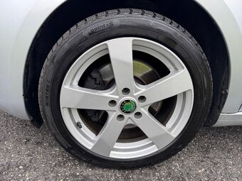 ŠKODA SUPERB II 2.0 TDI COMBI/ZÁRUKA/LETNÍ SLEVA - 11
