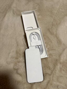 IPhone 16 pro 256gb - 11