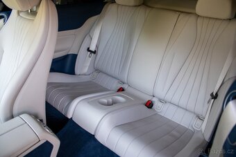 Mercedes-Benz E trieda Kupé 200 4matic A/T, 1. majiteľ - 11