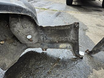 MERCEDES W108 W109 POZINKOVANÉ PŘEDNÍ BLATNÍKY PRAVÝ LEVÝ - 11