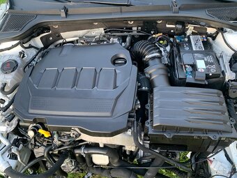 Predám havarovanú Škoda octavia 4 2.0tdi 85 kW 2023. - 11