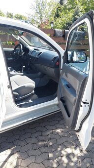Toyota Hilux - 11