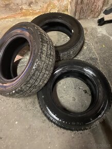Pneu zimní pneumatiky R16 dodávka 225/65 C - 11