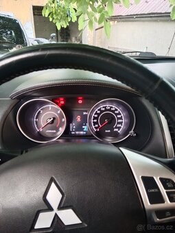 Mitsubishi Outlander 2.0DI-D,CZ Manuál,4x4 - 11