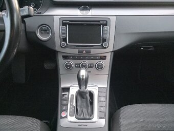 Volkswagen Passat B7 2.0tdi 125kw DSG 4Motion Comfortline - 11