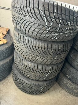 VW Scirocco 2.0 R TSI 195 kw, 2010, manuál - 11