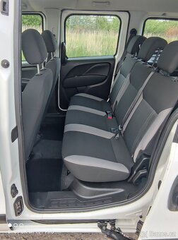 Fiat Doblo 2.0JTD Multijet 135PS plošina převoz osob na vozí - 11