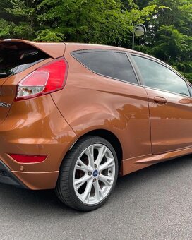 Ford fiesta - 11