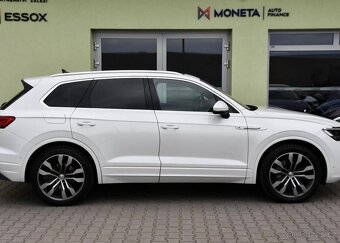 Volkswagen Touareg 3.0TDi R-LINE PANO TAŽNÉ AIR - 11