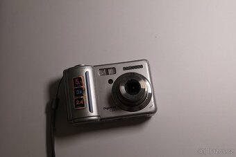 Retro fotoaparát Samsung Digimax S500 - 11