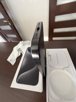 IPhone 15 pro 128GB black titanum vesmírně černý - 11