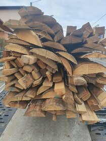 Palivové dřevo-balíky,odřezky krajinky 1,0x1,2 m délka 4 m - 11