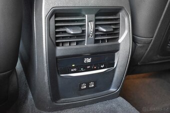 BMW 320i xDrive ///MSPORT TAŽNÉ DPH ČR 1.MAJITEL - 11