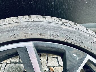Originál kola VEGA 8,0J x 19“ ET45 s pneu 235/35 R19 Superb - 11