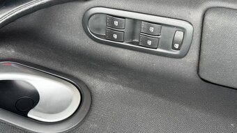 Renault Megane - 11