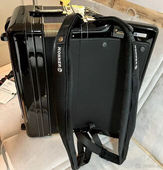 Akordeon, Hohner Morino + V 120 de Luxe, Cassotto, černý - 11