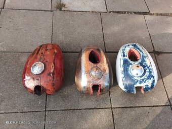 Nádrž Jawa , Čz - 11