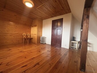 Prodej rodinného domu v obci Syřenov - 11