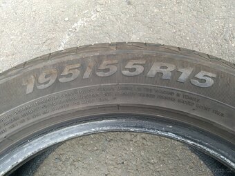 Prodám 2 letní gumy LANDSAIL 195/55 R15 - 11