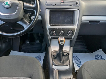 Škoda Octavia, 1.6TDi-klima-alu-výhřev-ČR - 11