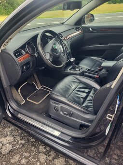 Škoda superb 2 tdi webasto Laurin & Klement - 11