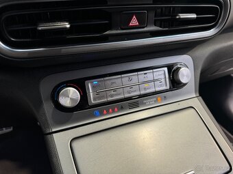 Hyundai Kona Electric 150kw / 64kWh TREND 04/2021 FACELIFT - 11