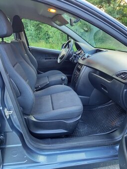 Peugeot 207 1.4i 16V 65 kW - 1. Majitel | 2007 | 165.000km - 11