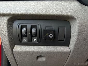 Renault Megane 1.6i 74kw Tažné 1 Maj. LPG - 11