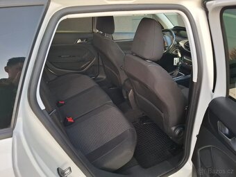 PEUGEOT 308 SW 1.2i 96kW combi, r.21 130000km ČR VELMI PĚKNÝ - 11