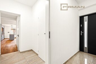 Prodej nadstandardního bytu 2kk + pracovna s parkovacím míst - 11