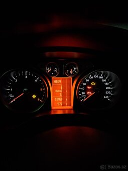 Ford Focus 1.6tdci, 2008, 80kW, combi, 189 tis. - 11