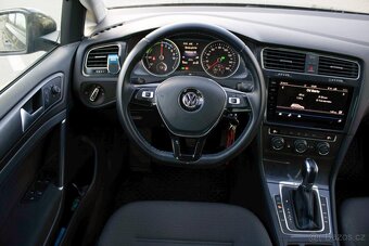 Volkswagen Golf e Šedá/ sivá - 11