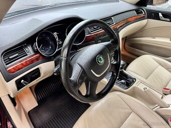 Škoda Superb 3.6 191kw 2009 čist inzerát - 11