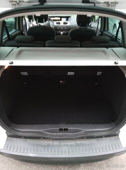 Renault Scenic - 11