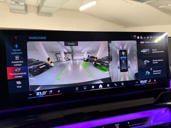 BMW i5 m60 xDrive Sedan B&W DPH - 11