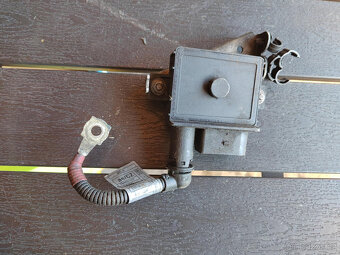 BMW E90+91, chladičová stěna - 11