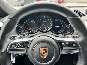 Porsche Cayenne 3.0 Diesel 2017 vzduch 29.600,- eur netto - 11