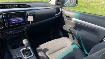 Toyota Hilux 2,4 110kw 4x4 - 11