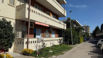 Prodej bytu 2+kk 45 m² ,via Secchia, Montesilvano, Itálie - 11