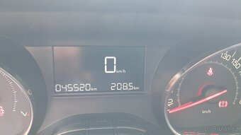 Peugeot 208, 1.2i / najeto 45 000 km 1.Majitel ČR - 11